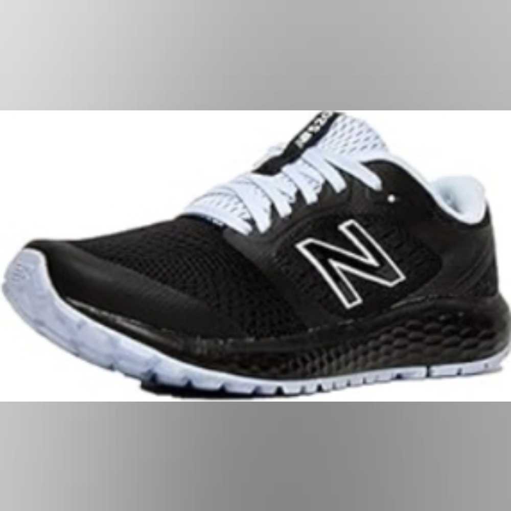 New balance women's size 5 520 V6 running shoes
